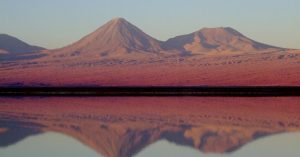 Atacama - Chile - Pôr do sol na lagoa Tebenquiche O pôr-do-sol na lagoa Tebenquiche é uma das atrações imperdíveis do Atacama