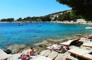 Hvar - Praia de Hula Hula - Hvar - Praia de Hula Hula -
